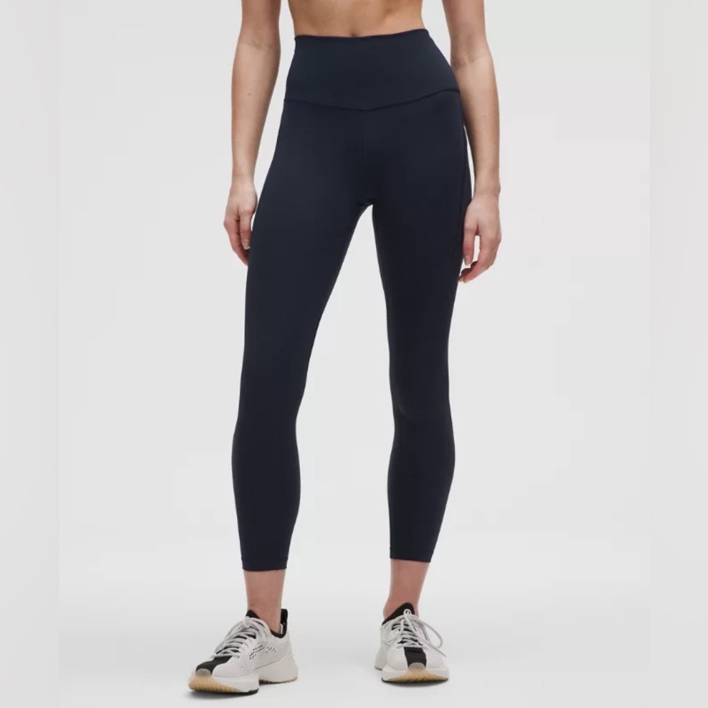 Lululemon Wonder Under Black Leggings Sz 6